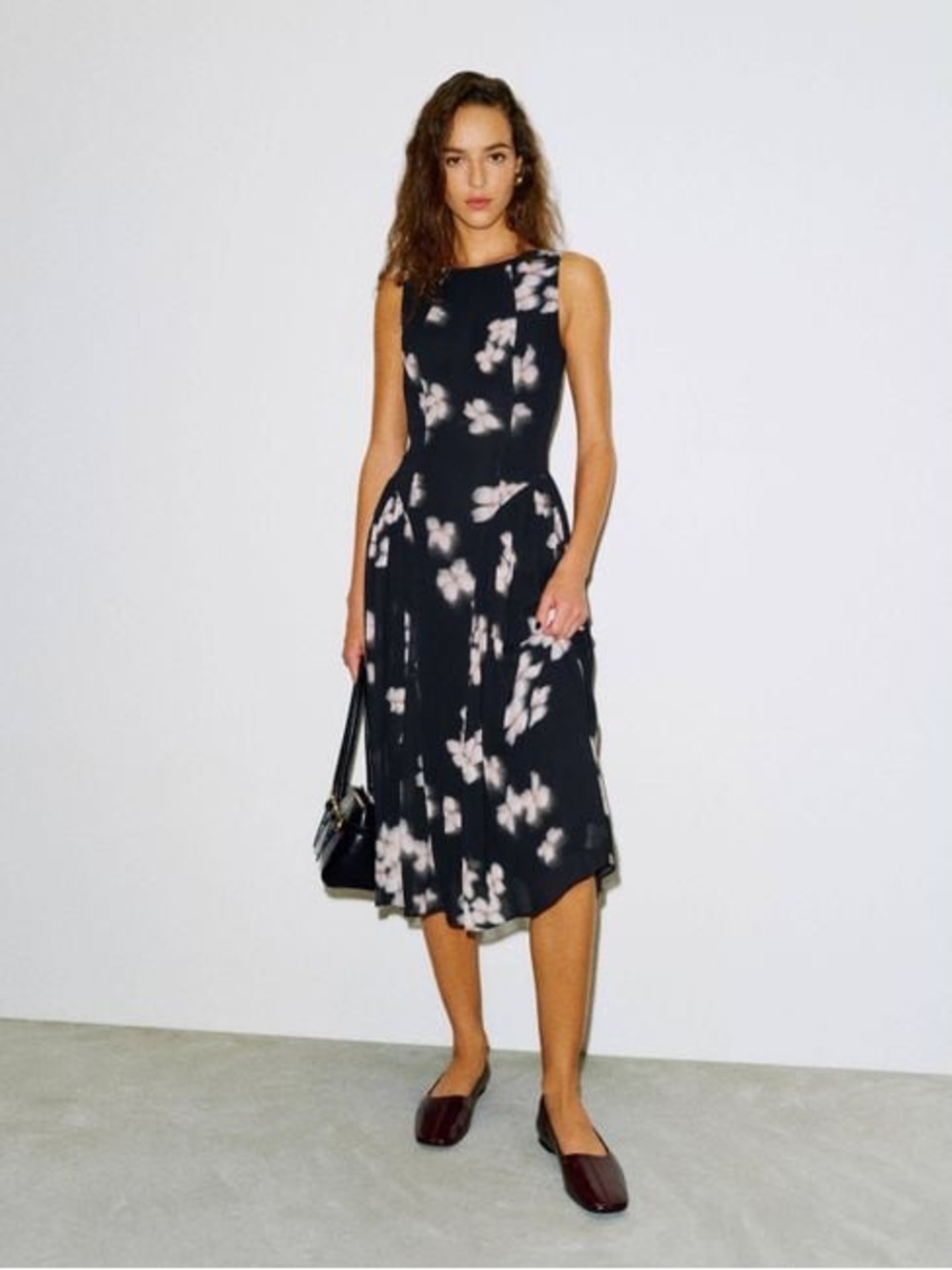 Reformation Anelis Black Floral Midi Dress - Picture 2 of 9